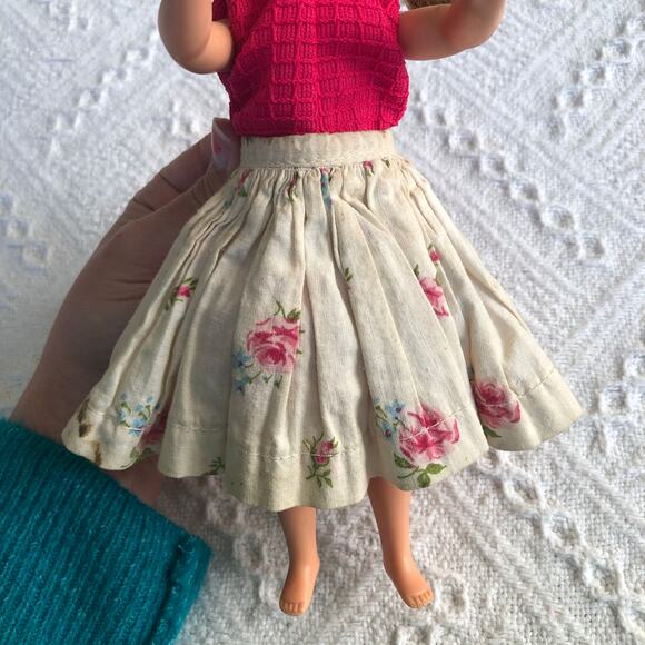 VTG 1960s Ideal “Pepper” Tammy-Family Doll 9″ orig. dress handmade floral skirt - Picture 9 of 12